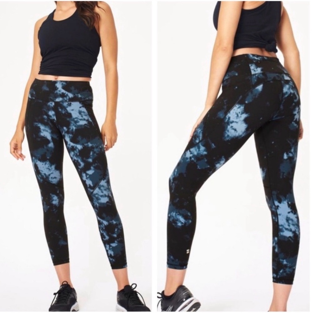 Sweaty Betty Black and Blue Power Leggings
